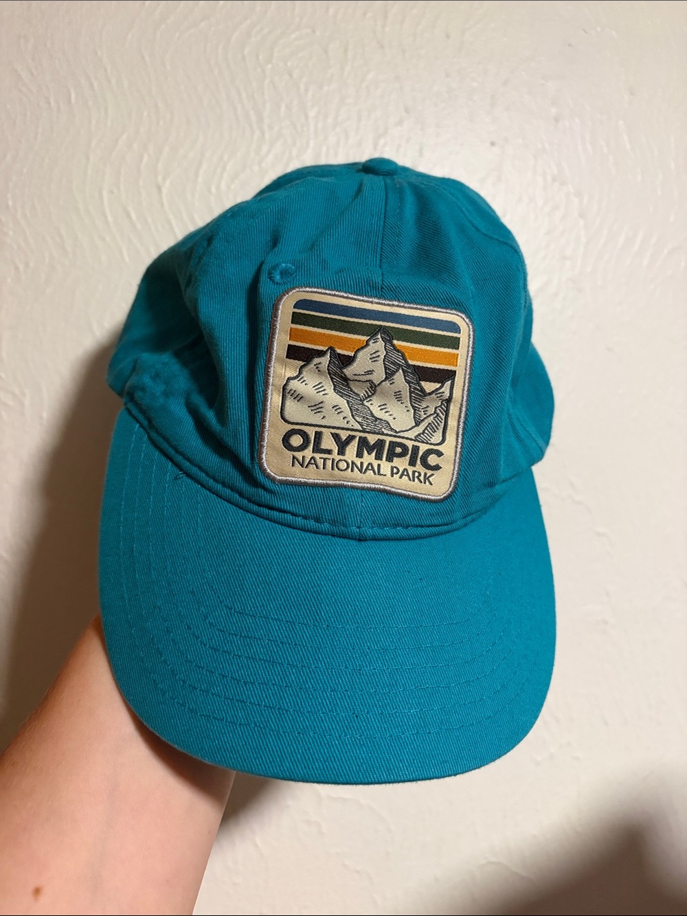Retro style Olympic national park sun hat